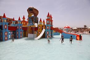 Aqua Mirage Club & Aqua Parc - All Inclusive