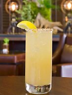 Sonesta Bee Cave Austin Hill Country