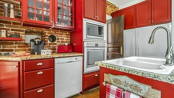 The Woodbridge House