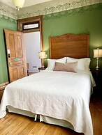 The Woodbridge House