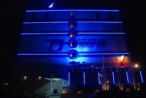 Adventurer Oceanfront Inn