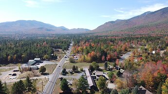 Wolfjaw Lodge