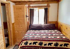 Meandering Moose Lodging