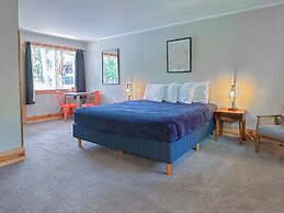 Wanderoo Lodge
