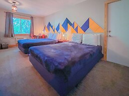Wanderoo Lodge