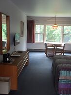 Swan Inn Motel