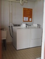 Swan Inn Motel