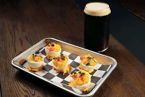 Hilton Garden Inn Nashville Downtown/Convention Center