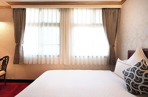 Alishan Hotel