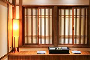 Alishan Hotel