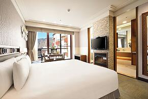 Alishan Hotel