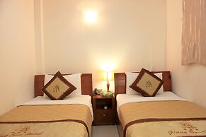 The Alley Saigon Hotel