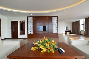 Muong Thanh Grand Cua Lo Hotel