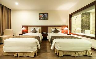 Muong Thanh Grand Cua Lo Hotel