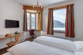 Hotel Waldhaus am See