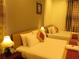 Sunflowers Hotel