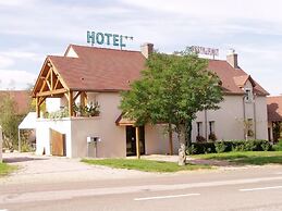 Ici M'aime Hôtel Restaurant