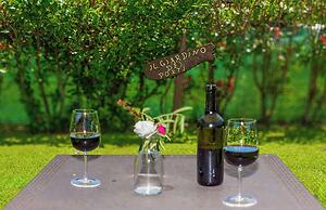 B&B Il Giardino dei Poeti and Apartaments