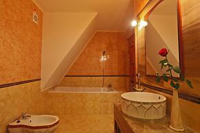 Rubezahl Marienbad Luxury Historical Castle Hotel & Golf - Castle Hote