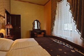 Rubezahl Marienbad Luxury Historical Castle Hotel & Golf - Castle Hote