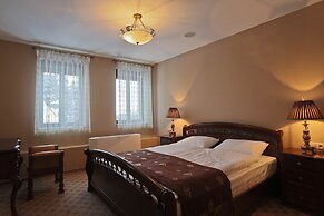 Rubezahl Marienbad Luxury Historical Castle Hotel & Golf - Castle Hote