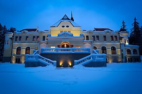 Rubezahl Marienbad Luxury Historical Castle Hotel & Golf - Castle Hote