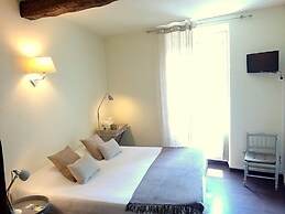 Logis Auberge La Barguillère