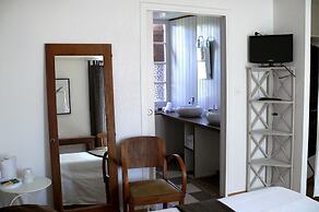 Logis Auberge La Barguillère