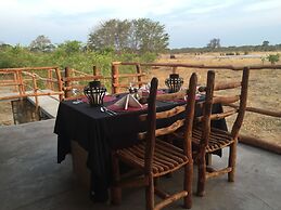 Gwango Elephant Lodge