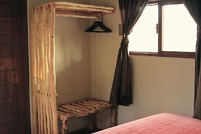 Gwango Elephant Lodge