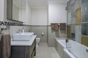 Cayley Mountain Resort