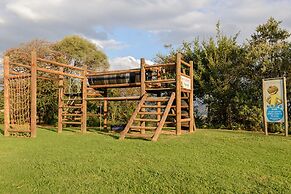 Cayley Mountain Resort