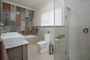 Cayley Mountain Resort