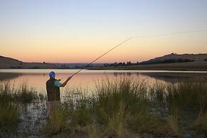 Cayley Mountain Resort