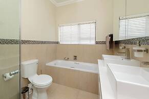 Cayley Mountain Resort