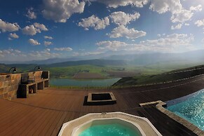 Cayley Mountain Resort