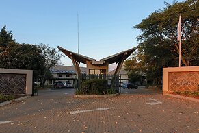 Cayley Mountain Resort