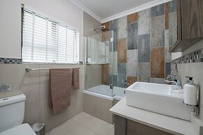 Cayley Mountain Resort