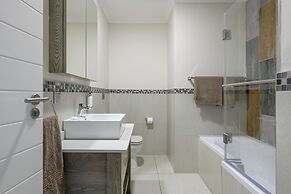 Cayley Mountain Resort