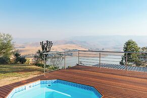 Cayley Mountain Resort