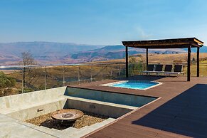 Cayley Mountain Resort