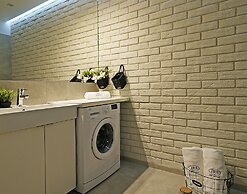 IRS ROYAL APARTMENTS - IRS Albatros