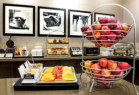 Hampton Inn & Suites by Hilton Bolton