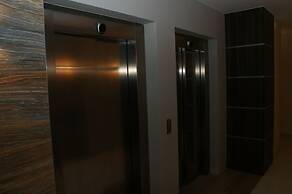 IRS ROYAL APARTMENTS - IRS Aviator