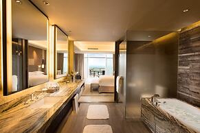 DoubleTree Resort by Hilton Hainan Chengmai