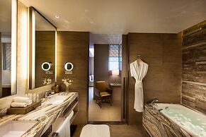 DoubleTree Resort by Hilton Hainan Chengmai