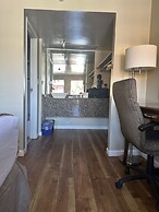 Travelodge by Wyndham Reno Downtown