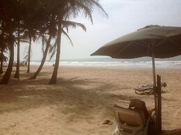 Bungalow Beach Hotel