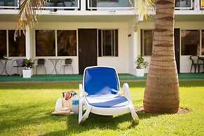 Bungalow Beach Hotel