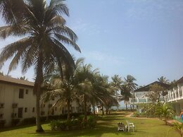 Bungalow Beach Hotel